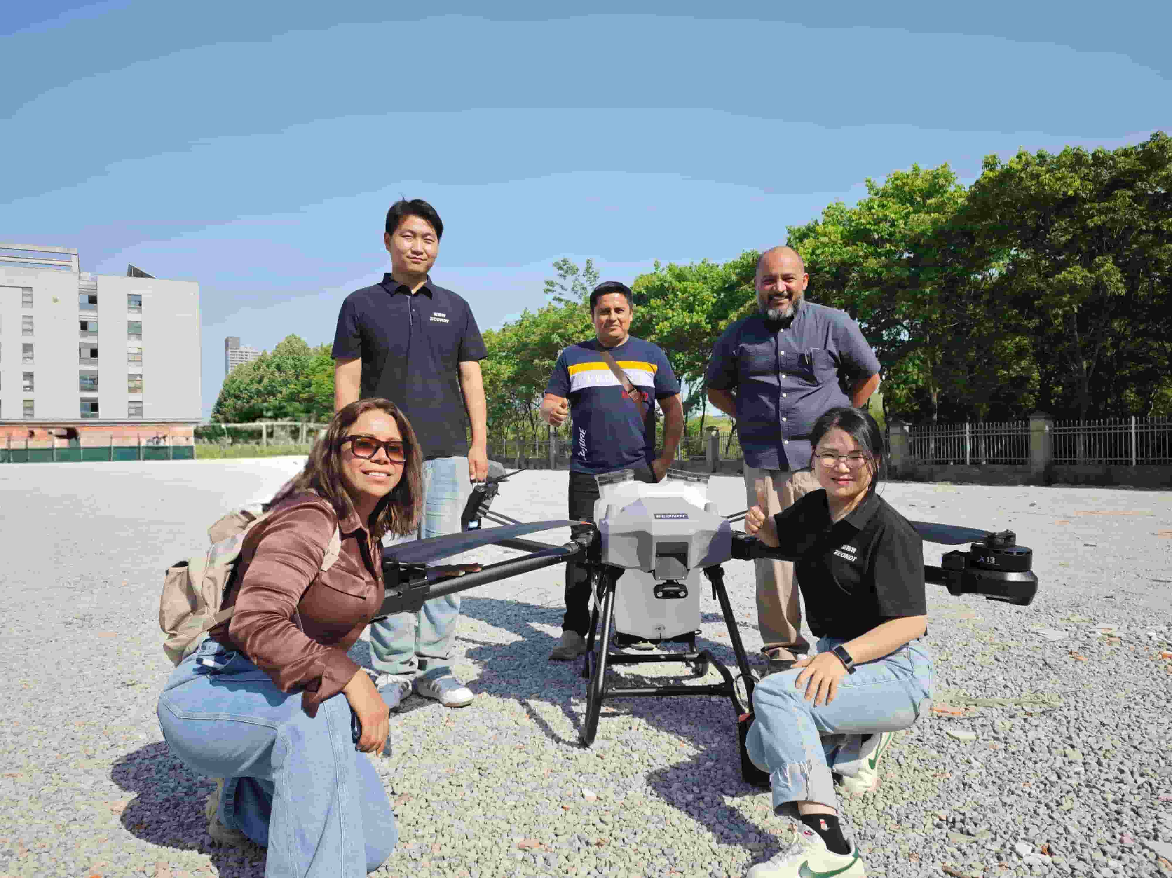 Delegation from Mexico's MarCre Group Visits BEONDT, Praises Agricultural Drone Innovations